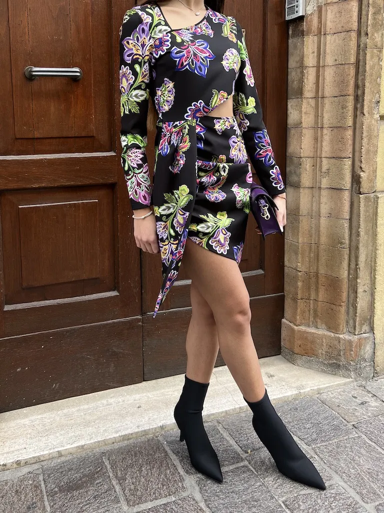 Abito a fantasia cut out – Gina Gorgeous