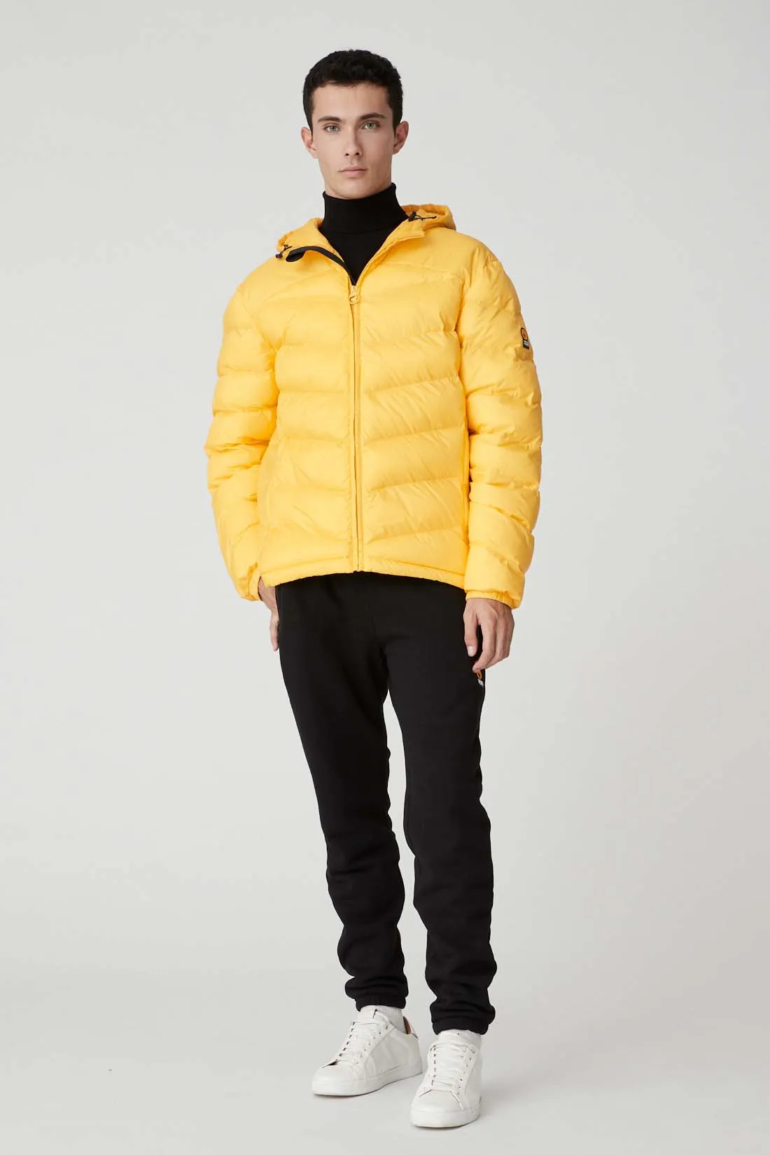 CHANS – Yellow V shape down jacket