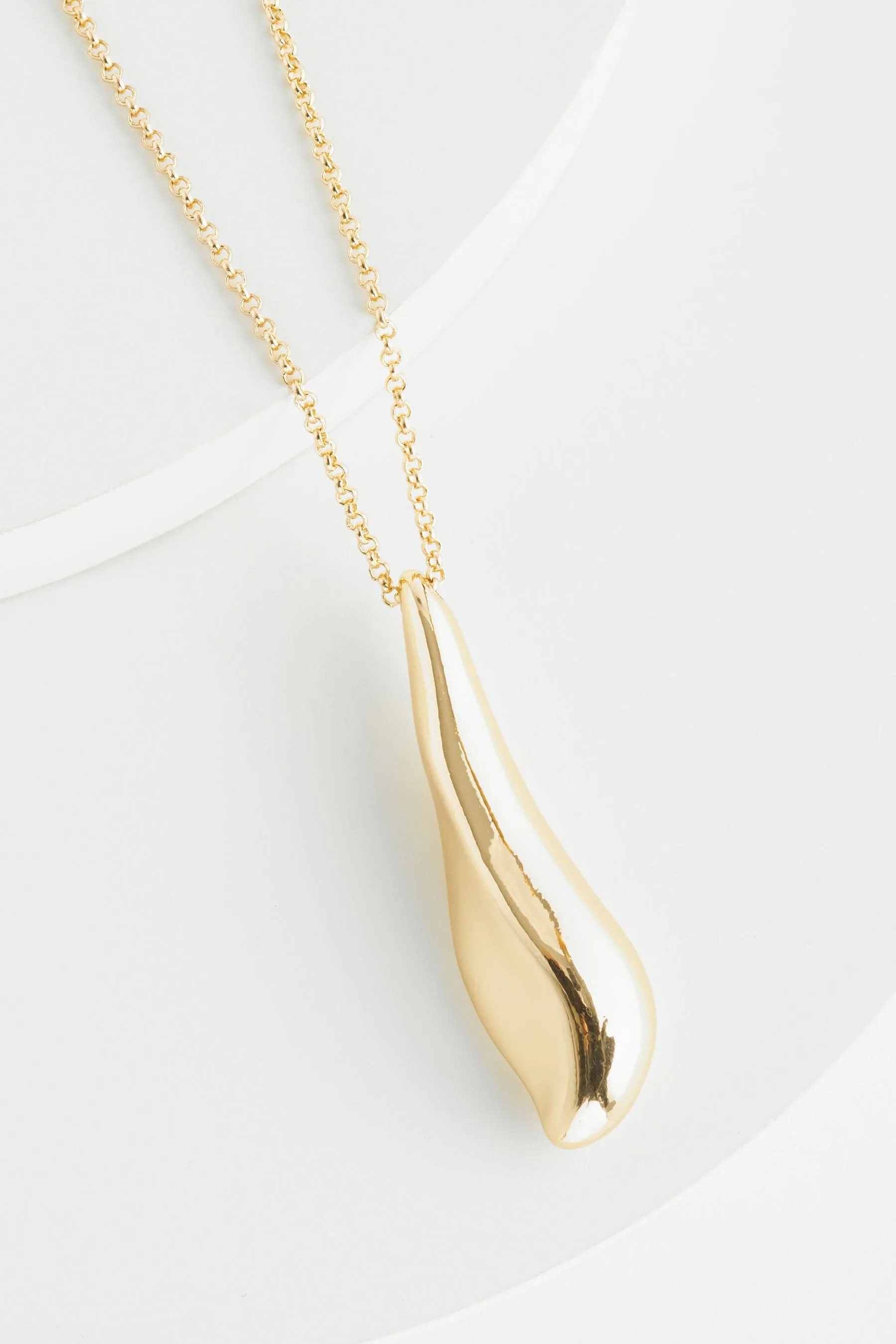 Collana a goccia in zinco riciclato