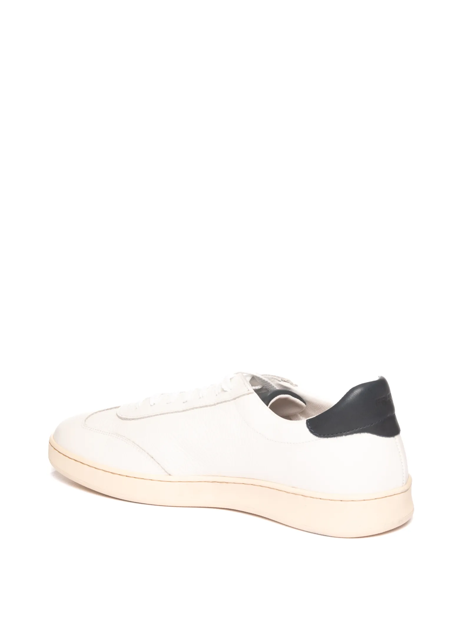 FRAU Sneakers