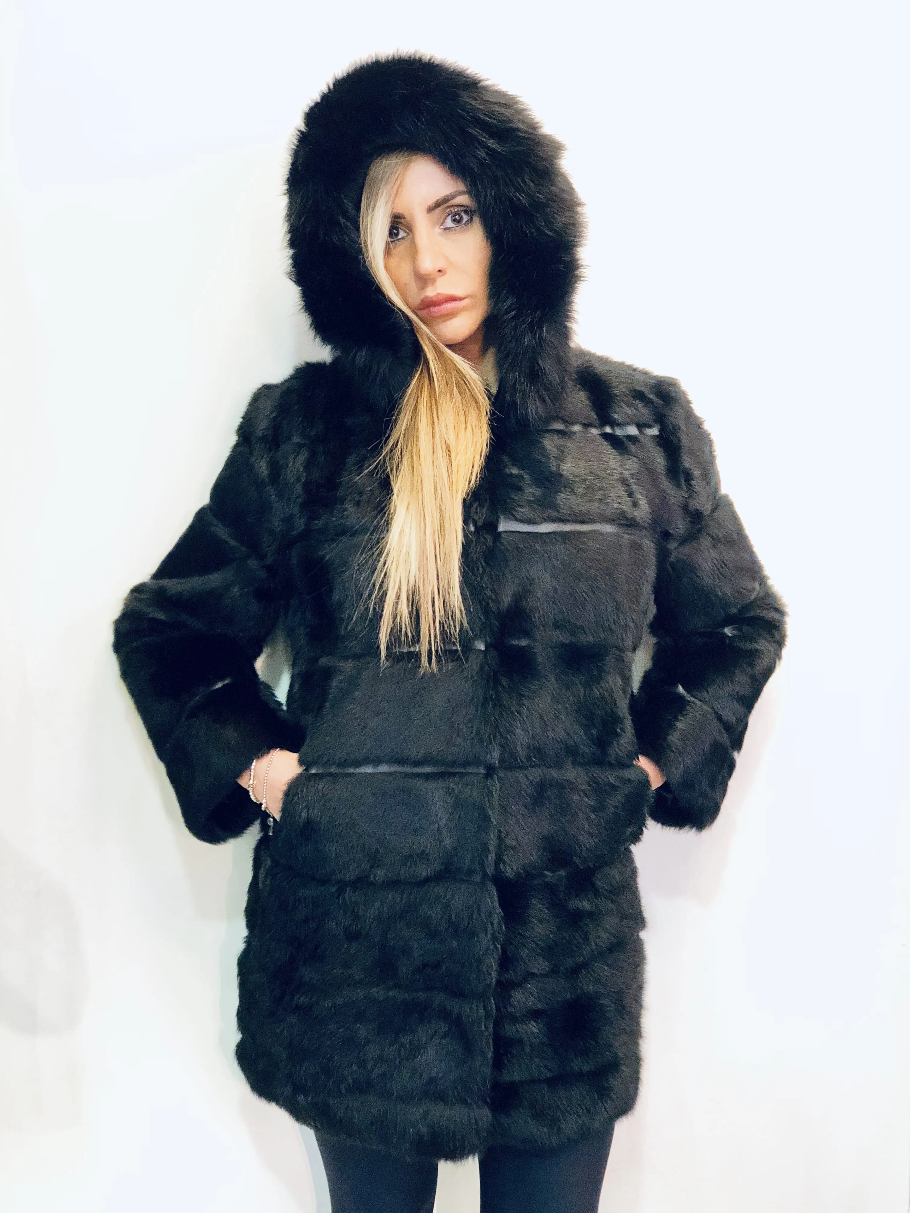 GIACCA LUNGA LEPRE NERA MOD. CLAUDIA
