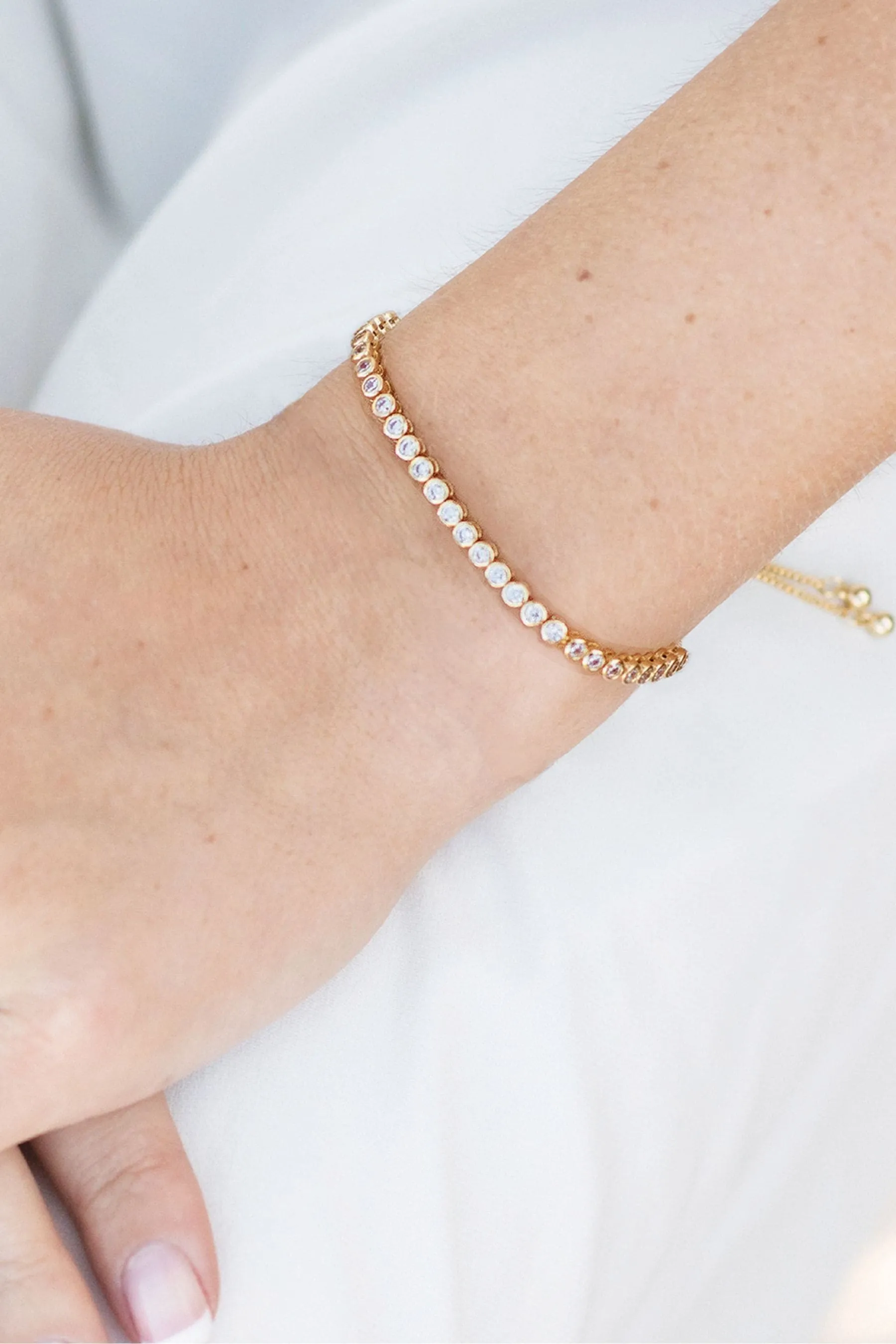 Ivory & Co - Tivoli - Delicato bracciale con chiusura con olivetta e cristalli