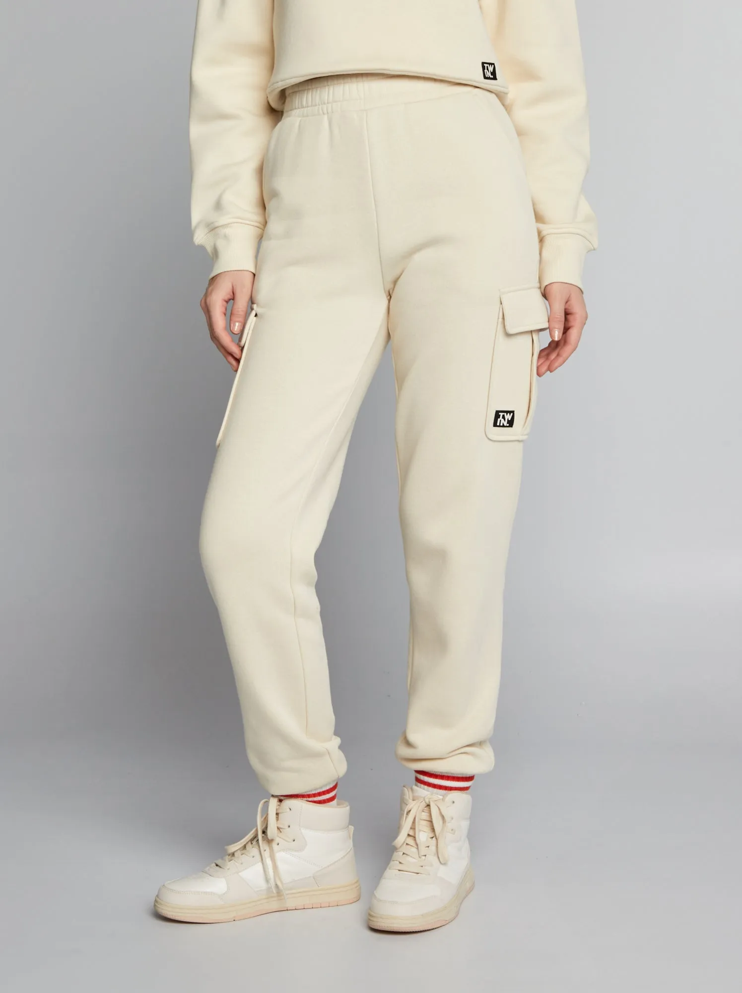 Joggers in tessuto felpato - BEIGE