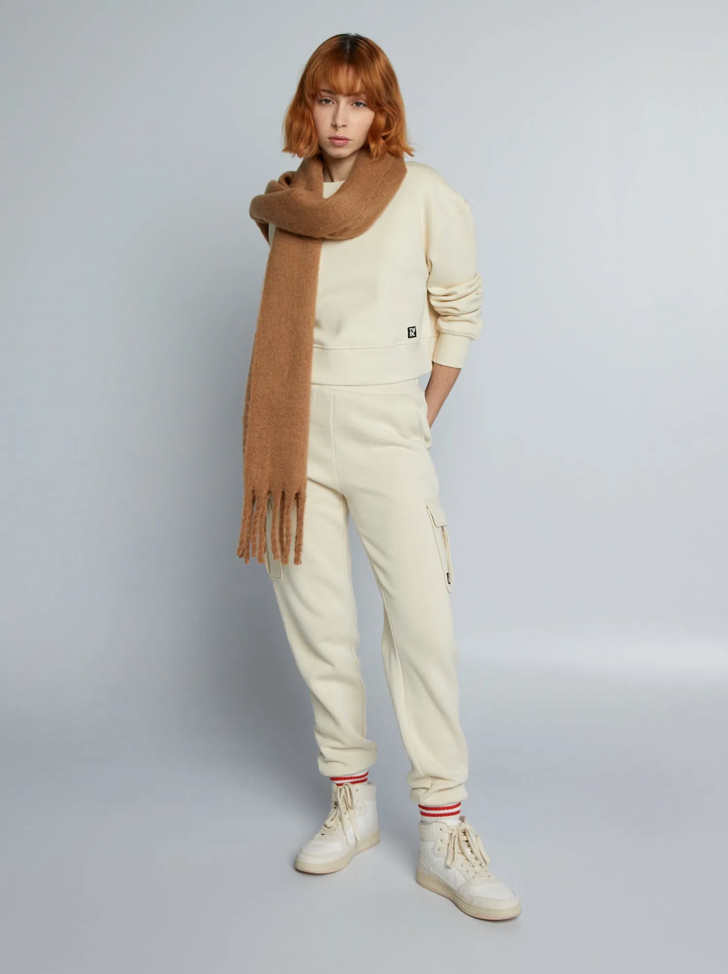 Joggers in tessuto felpato - BEIGE