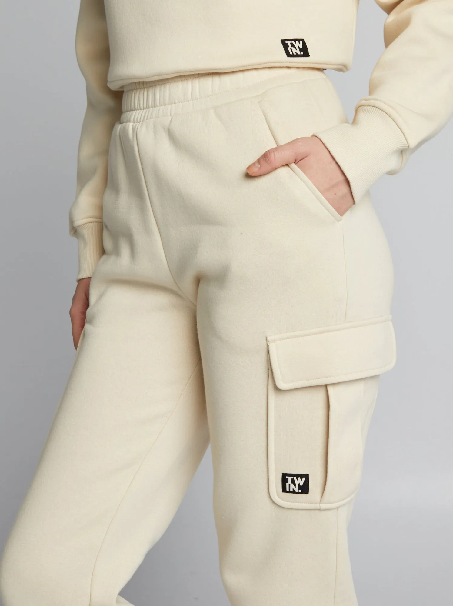 Joggers in tessuto felpato - BEIGE