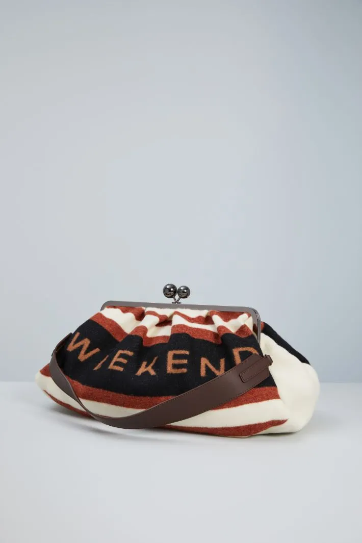 Maxi clutch in panno di lana