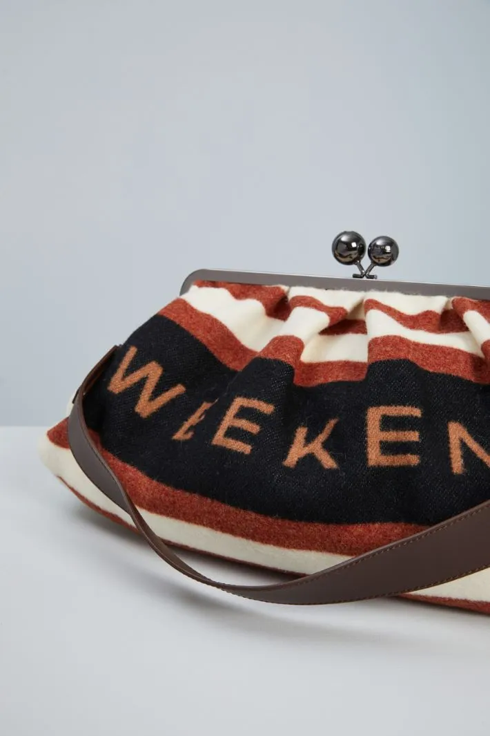 Maxi clutch in panno di lana