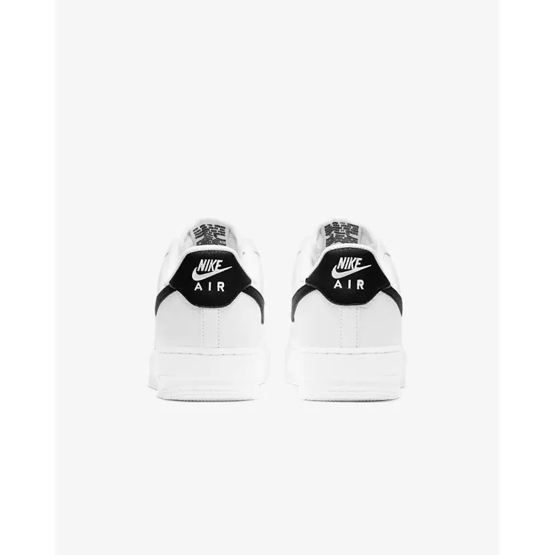 Nike Air Force 1'07 Bianco-Nero-Scarpe sportive Uomo