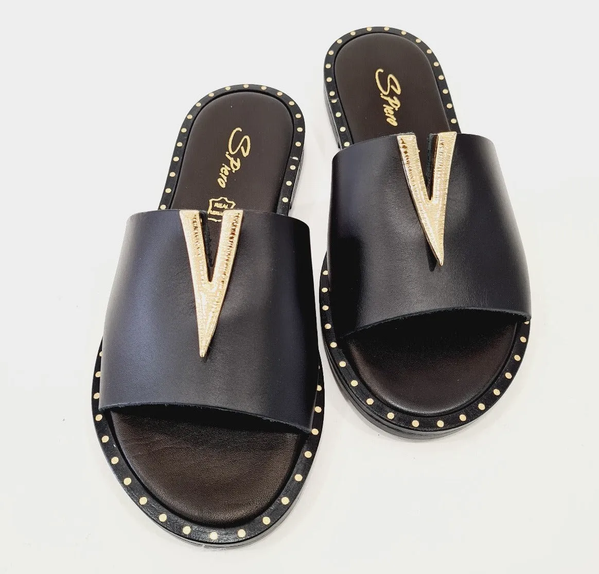 San Piero sandalo basso infradito pelle Nero accessorio oro rif.18
