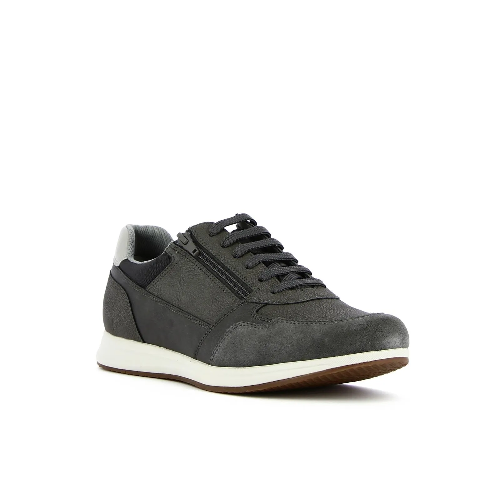 Stringate sportive grigie in pelle