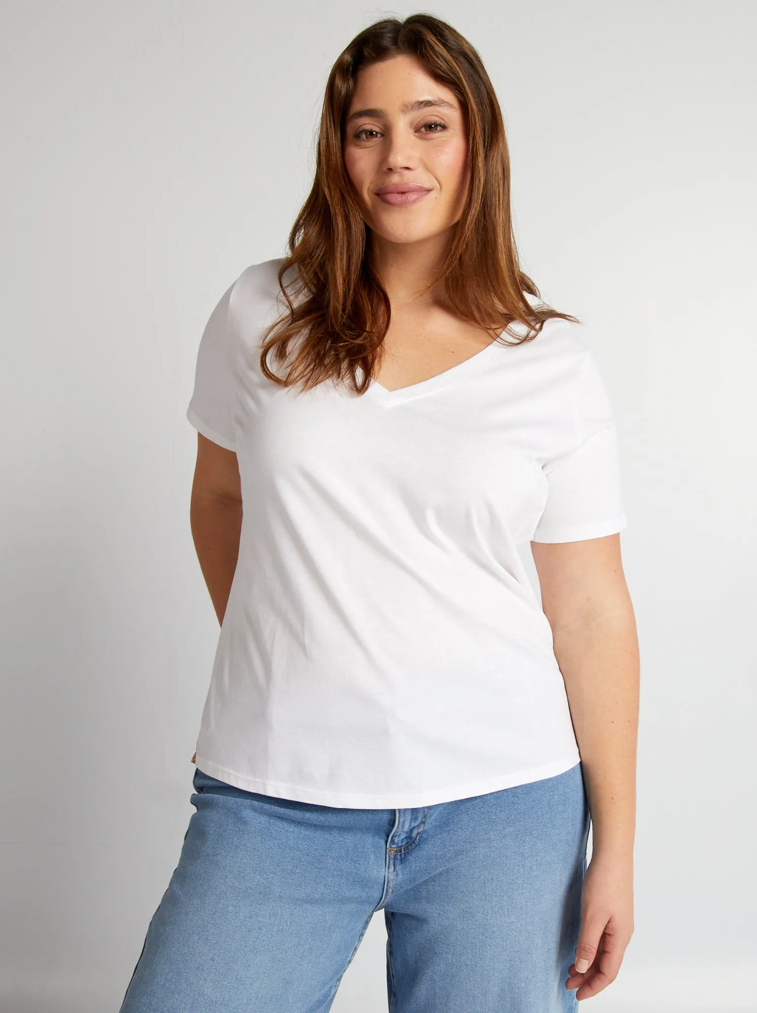 T-shirt in jersey con scollo a V - bianco