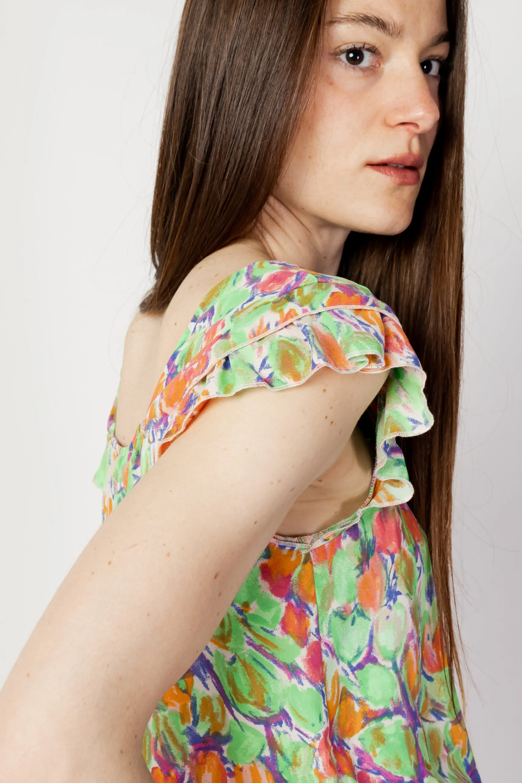 Top Only onlalma life poly april frill aop Verde